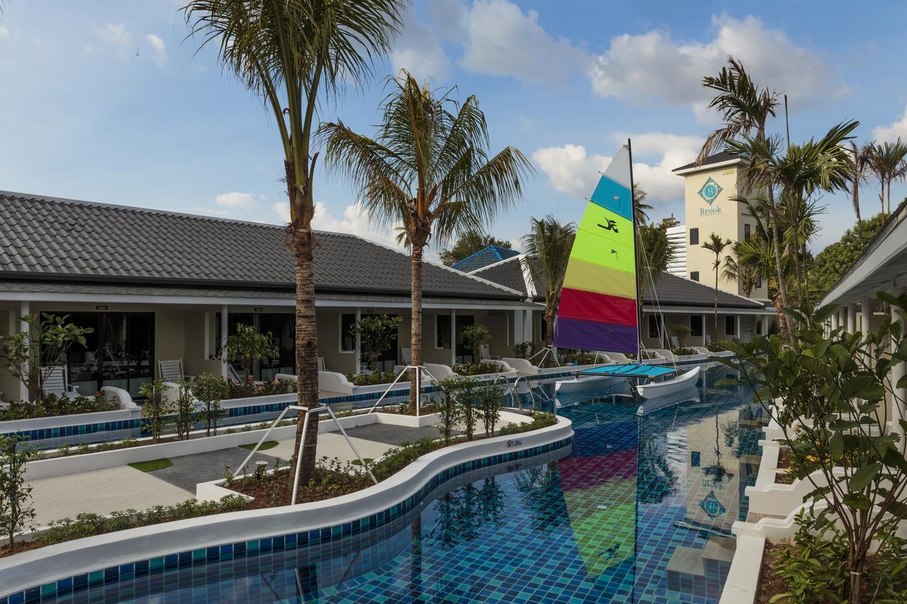 Tuana Hotels Brook Pool Access Chalong Exterior foto